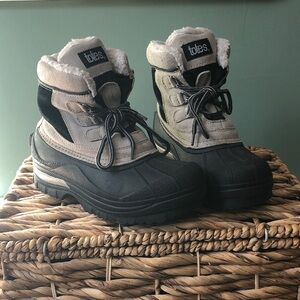 Totes Snow Boots - Black and Cream